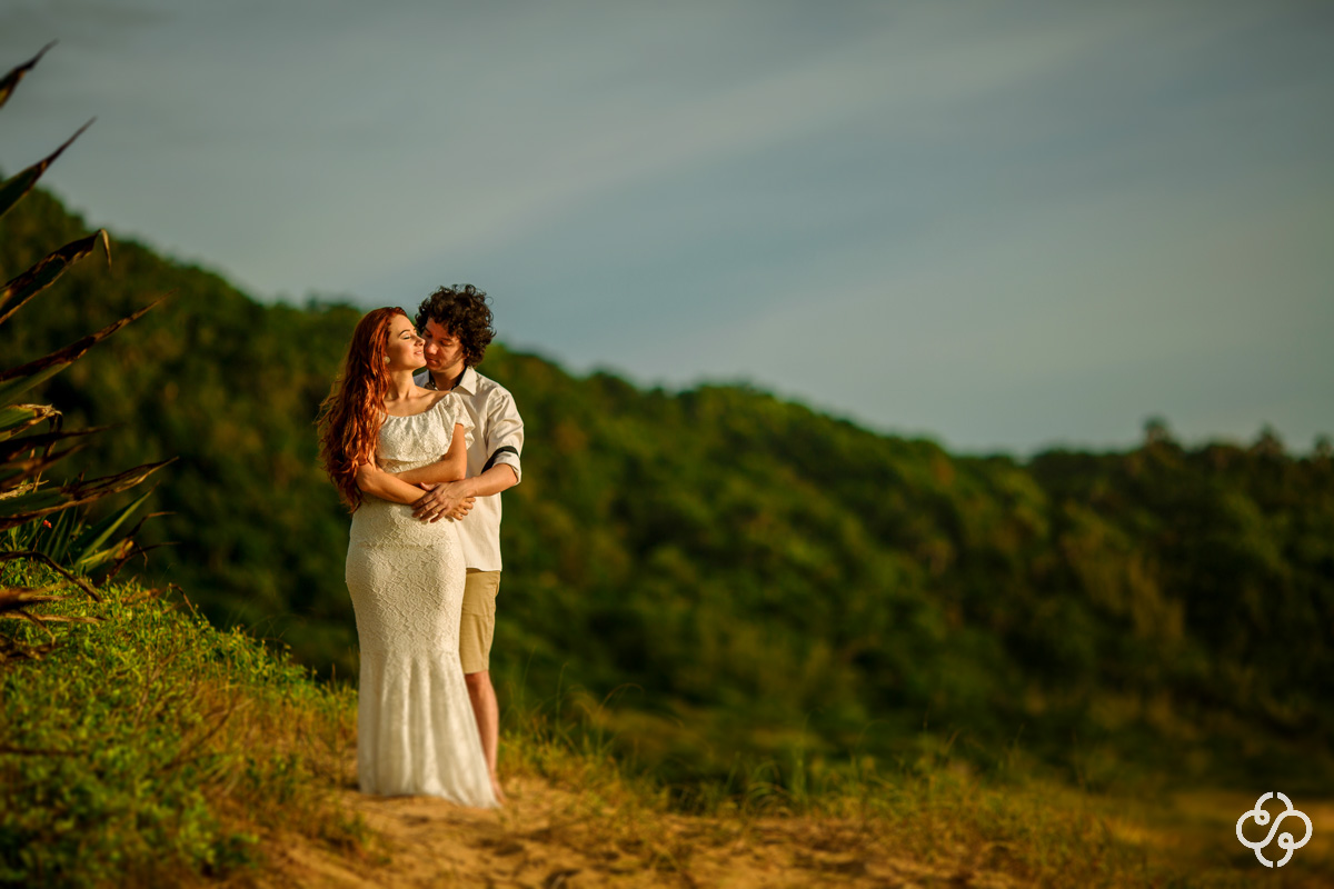 Pré Casamento Nascer do Sol | Balneário Camboriú - SC | Praia Taquaras | Naiara e João Paulo | Book Casal | Fotógrafo de Casamento | Fotógrafo de Bodas | Parejas | www.rafaelsantosfotografia.com.br