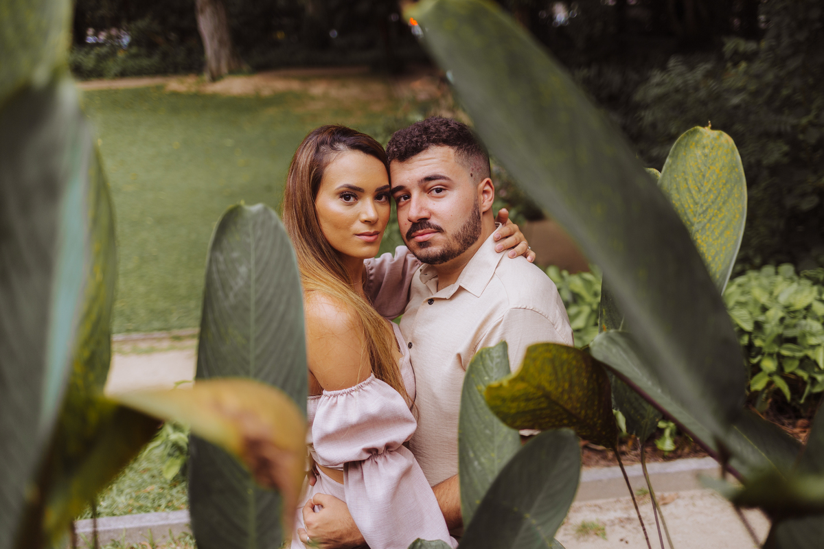 Ensaio de Casal no Parque Lage - Jardim Botânico - RJ