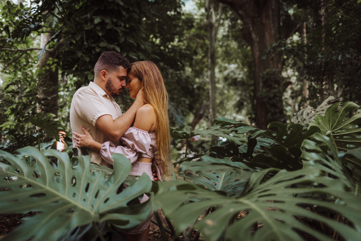 Ensaio de Casal no Parque Lage - Jardim Botânico - RJ