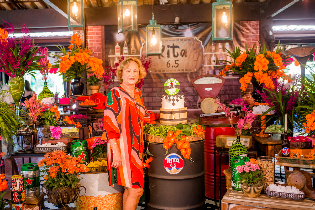 Aniversário com tema de samba em Niterói - Rio de Janeiro