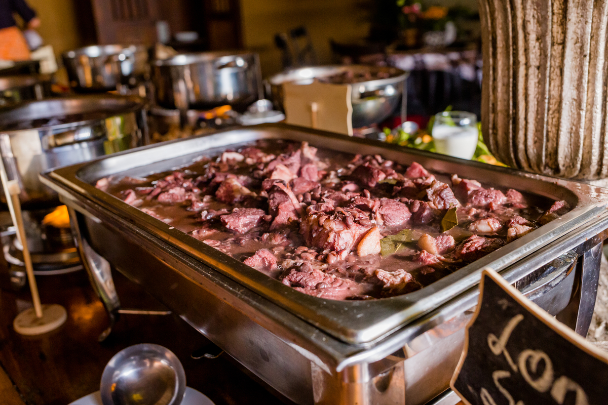 Feijoada com Grupo Samba da Mulher