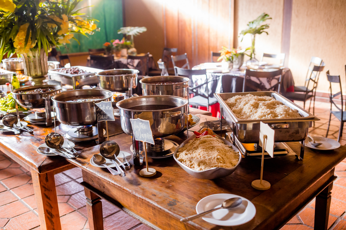 Feijoada com Grupo Samba da Mulher