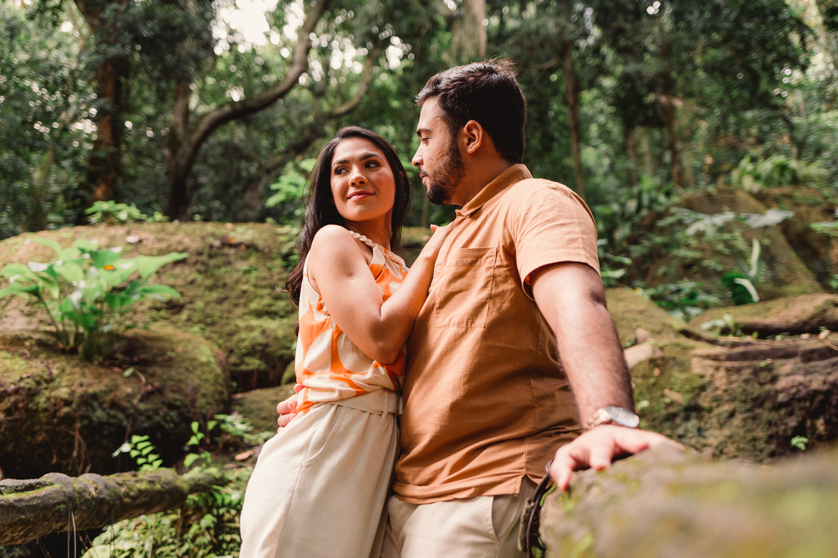 Fotografia de Casal no Parque Lage - RJ