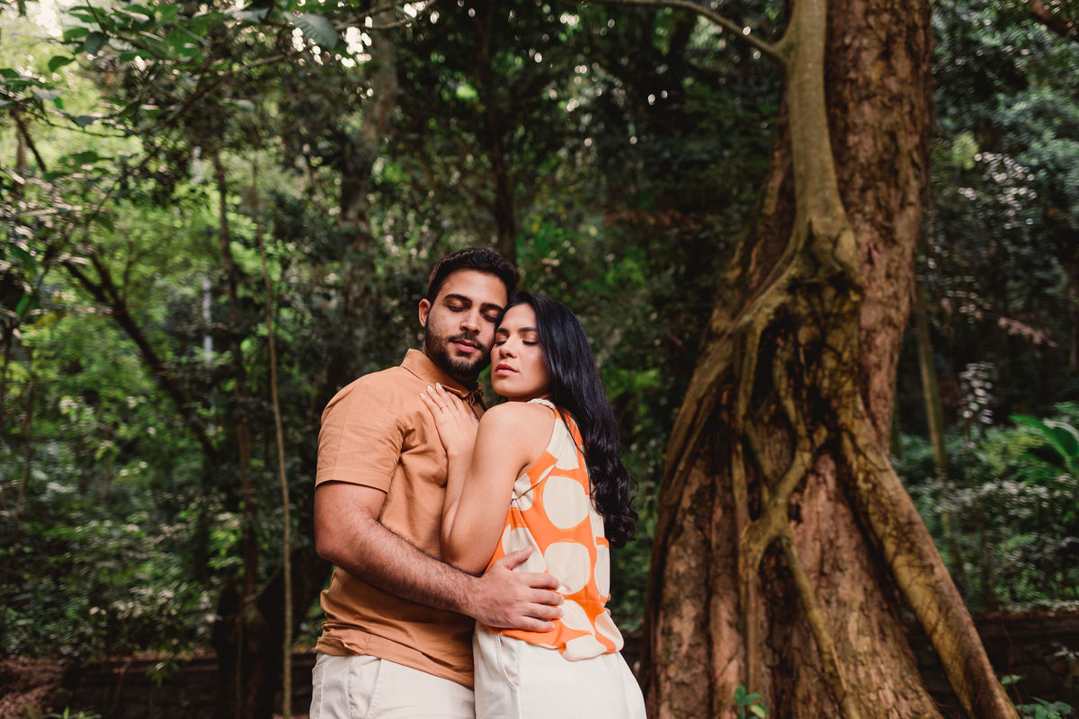 Fotografia de Casal no Parque Lage - RJ