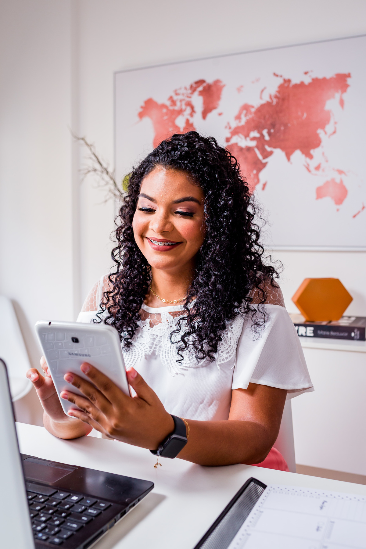 Hemily Glenda Cerimonialista de Eventos