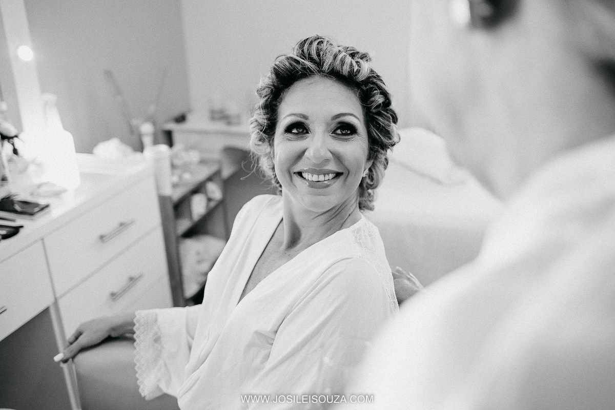 Making Of da Noiva no Ateliê Jaciara Cardoso em Maricá