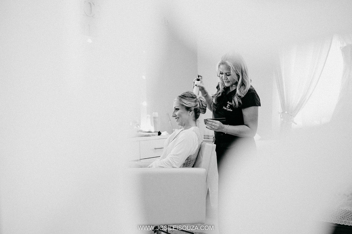 Making Of da Noiva no Ateliê Jaciara Cardoso em Maricá