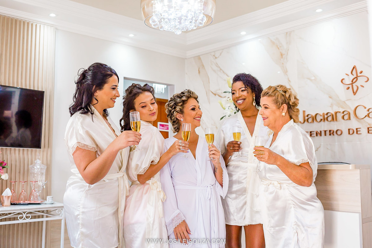 Making Of da Noiva no Ateliê Jaciara Cardoso em Maricá