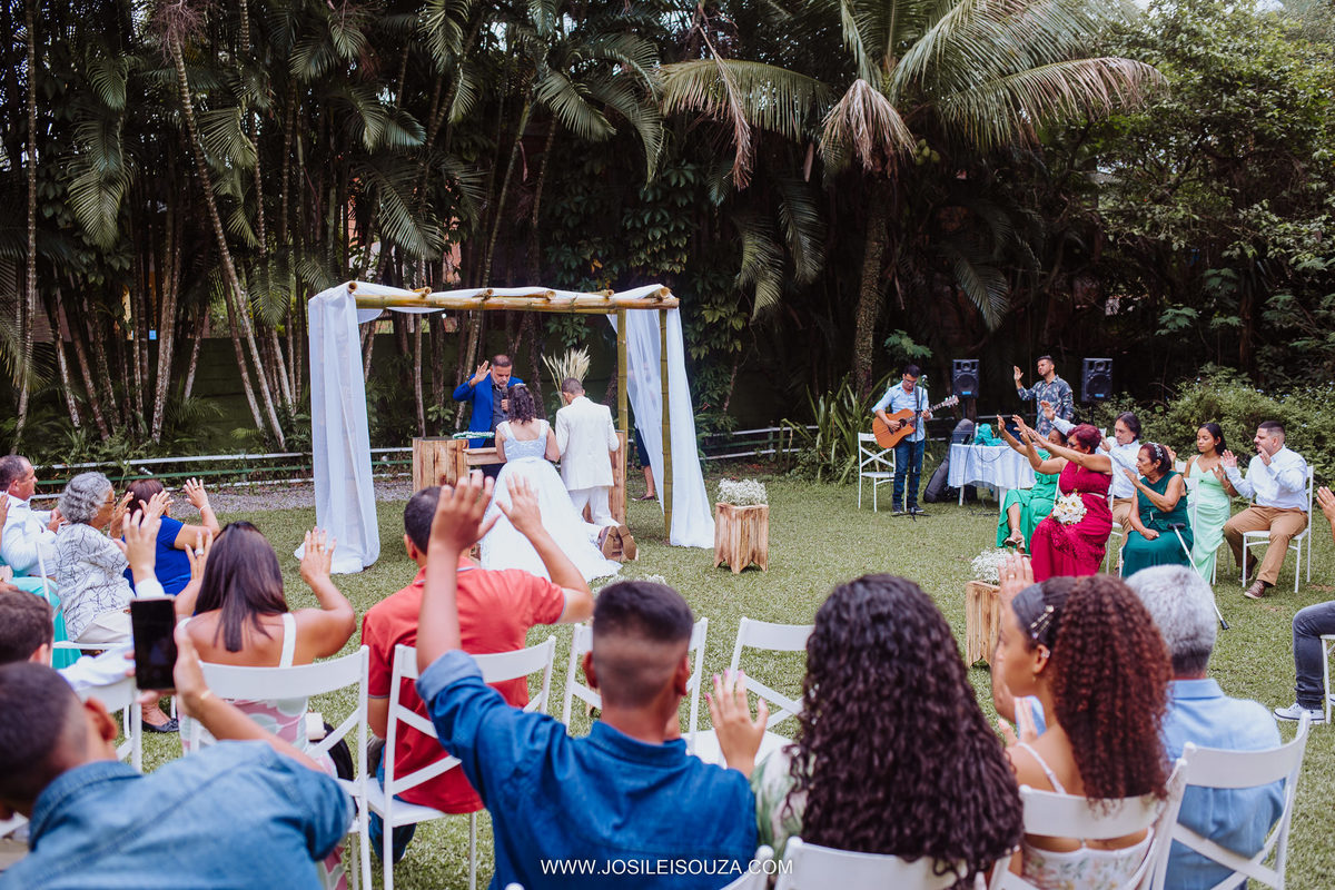Casamento no Sitio Itaocaia Valley
