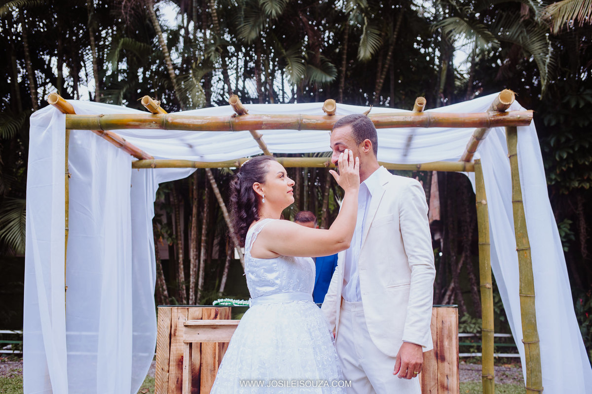 Casamento no Sitio Itaocaia Valley