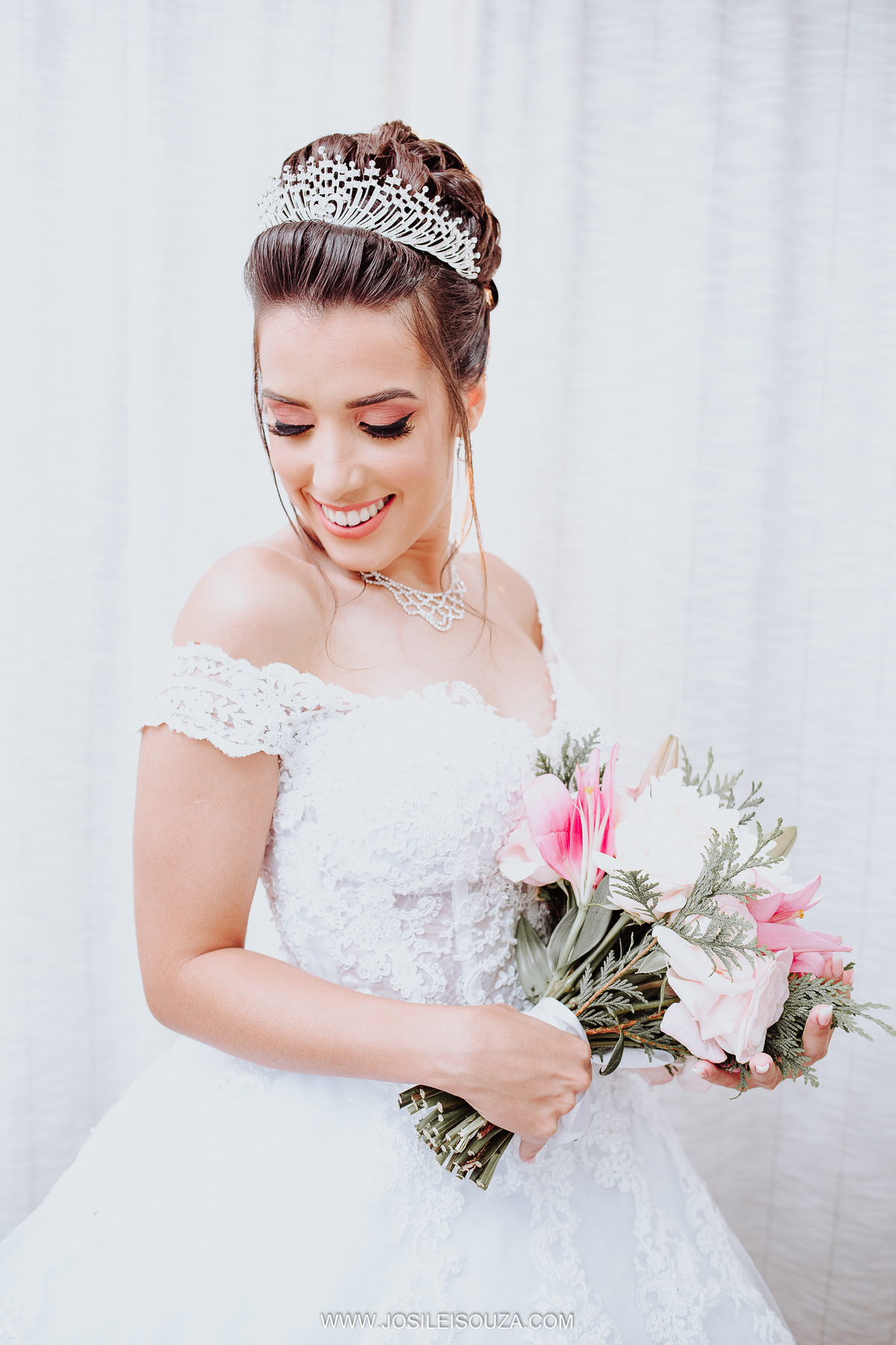 Vestido de Noiva em Alcântara São Gonçalo