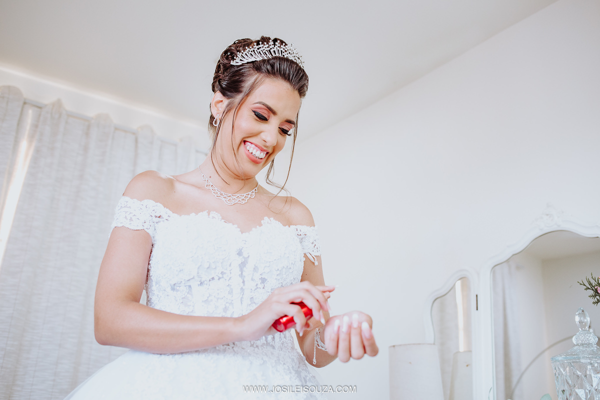 Vestido de Noiva em Alcântara São Gonçalo