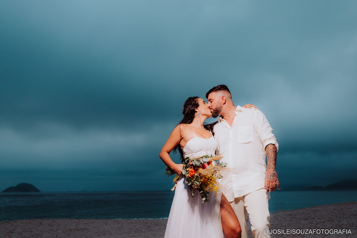 Casamento na praia Forte do Imbuí - Niterói