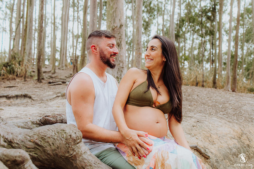 Ensaio de casal no bosque dos Eucaliptos em Niterói
