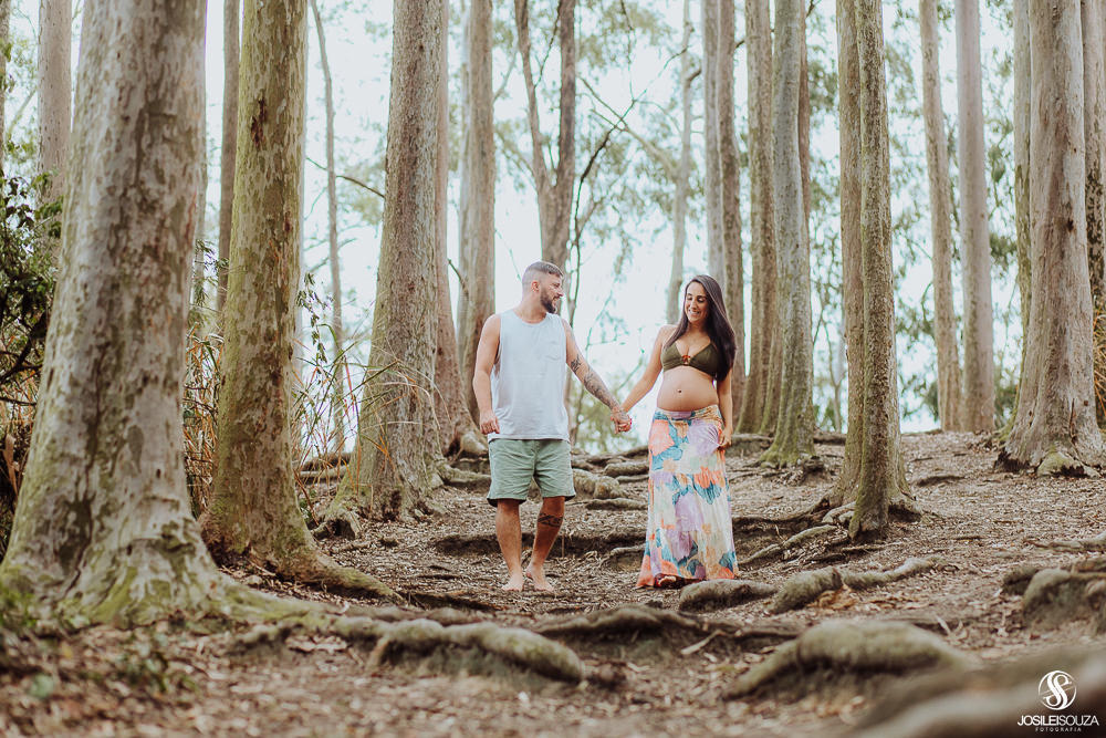 Ensaio de casal no bosque dos Eucaliptos em Niterói