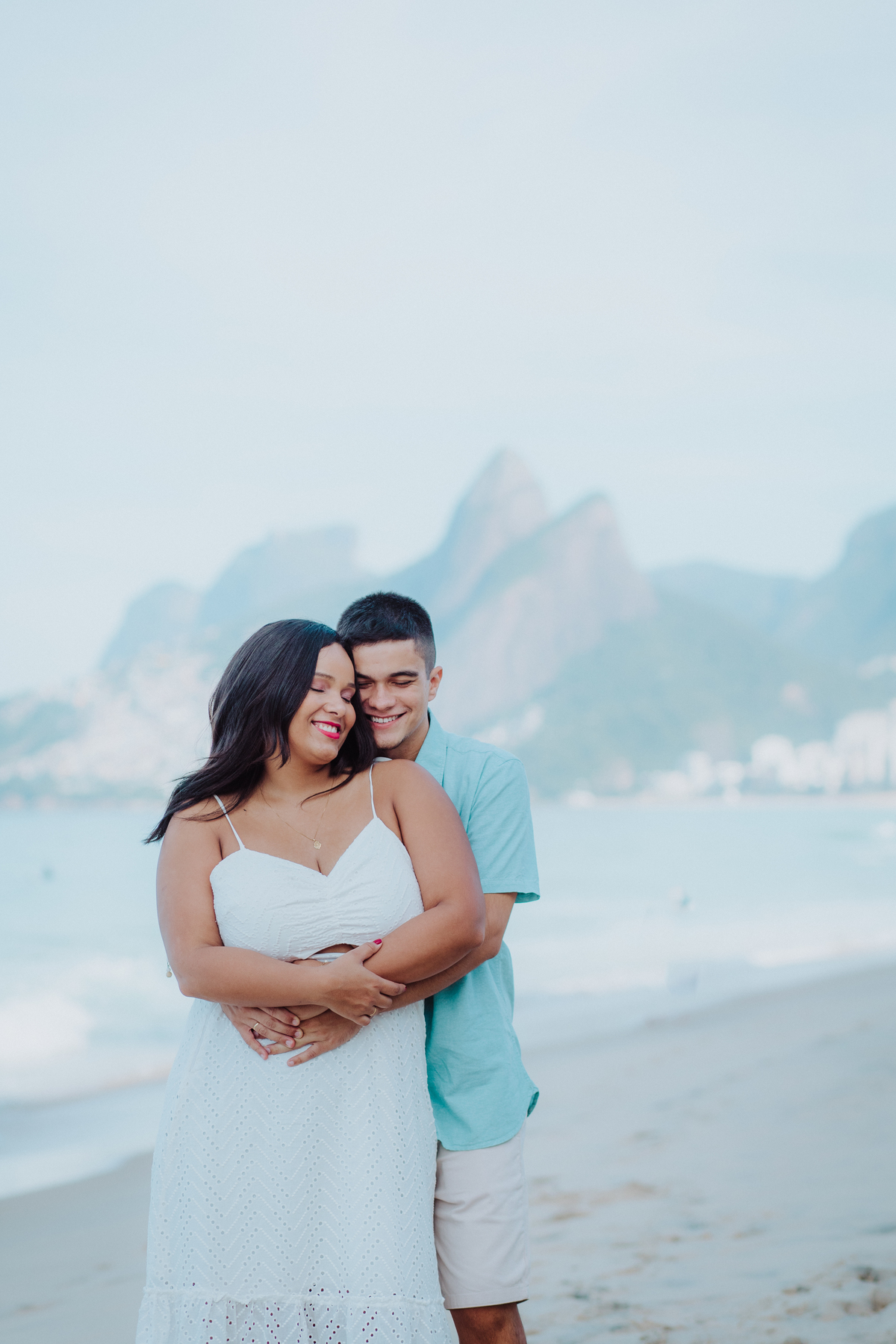 Ensaio Pré Casamento na praia do Diabo - RJ