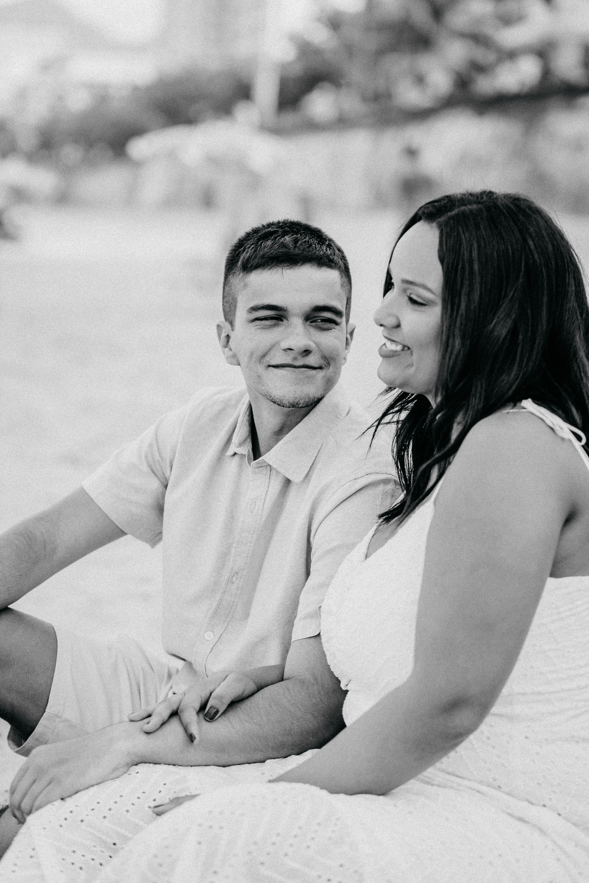 Ensaio Pré Casamento na praia do Arpoador - RJ