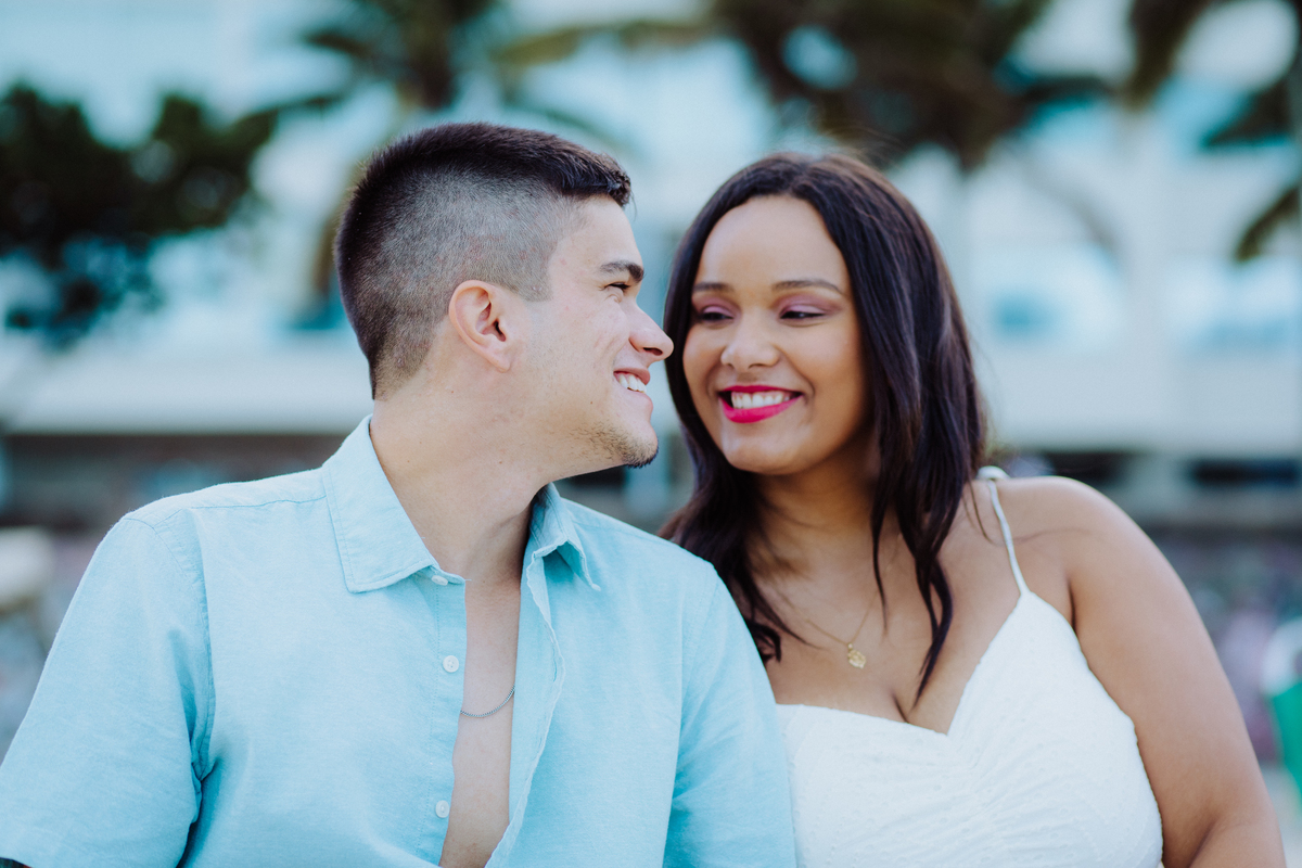 Ensaio Pré Casamento na praia do Arpoador - RJ