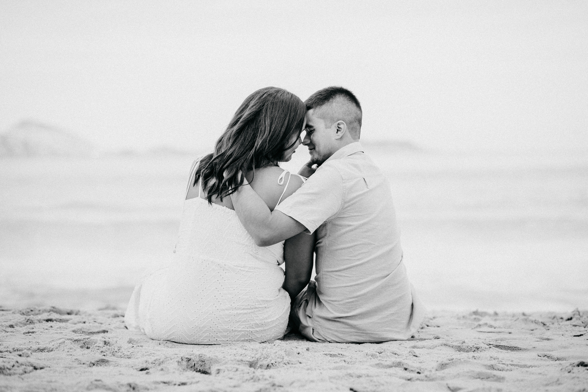 Ensaio Pré Casamento na praia do Arpoador - RJ