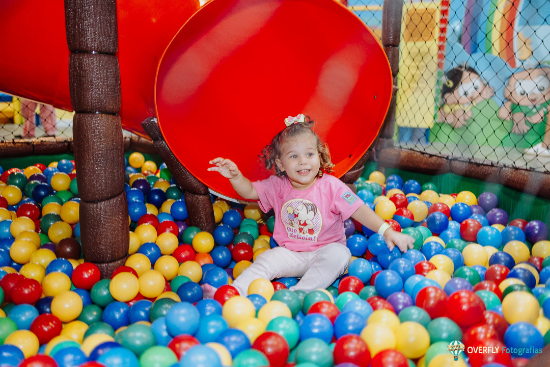 Fotógrafo de Festas Infantis no Rio de Janeiro

Se você está em busca de eternizar os momentos mágicos de aniversário no Rio de Janeiro, você está no lugar certo! Como fotógrafo especializado em festas infantis, minha missão é transformar cada instante em