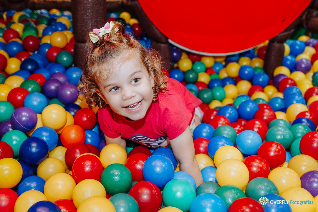 Fotógrafo de Festas Infantis no Rio de Janeiro

Se você está em busca de eternizar os momentos mágicos de aniversário no Rio de Janeiro, você está no lugar certo! Como fotógrafo especializado em festas infantis, minha missão é transformar cada instante em