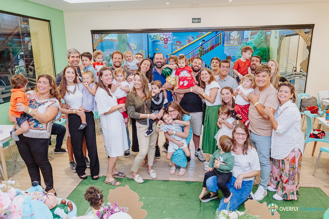 Fotógrafo de Festas Infantis no Rio de Janeiro

Se você está em busca de eternizar os momentos mágicos de aniversário no Rio de Janeiro, você está no lugar certo! Como fotógrafo especializado em festas infantis, minha missão é transformar cada instante em