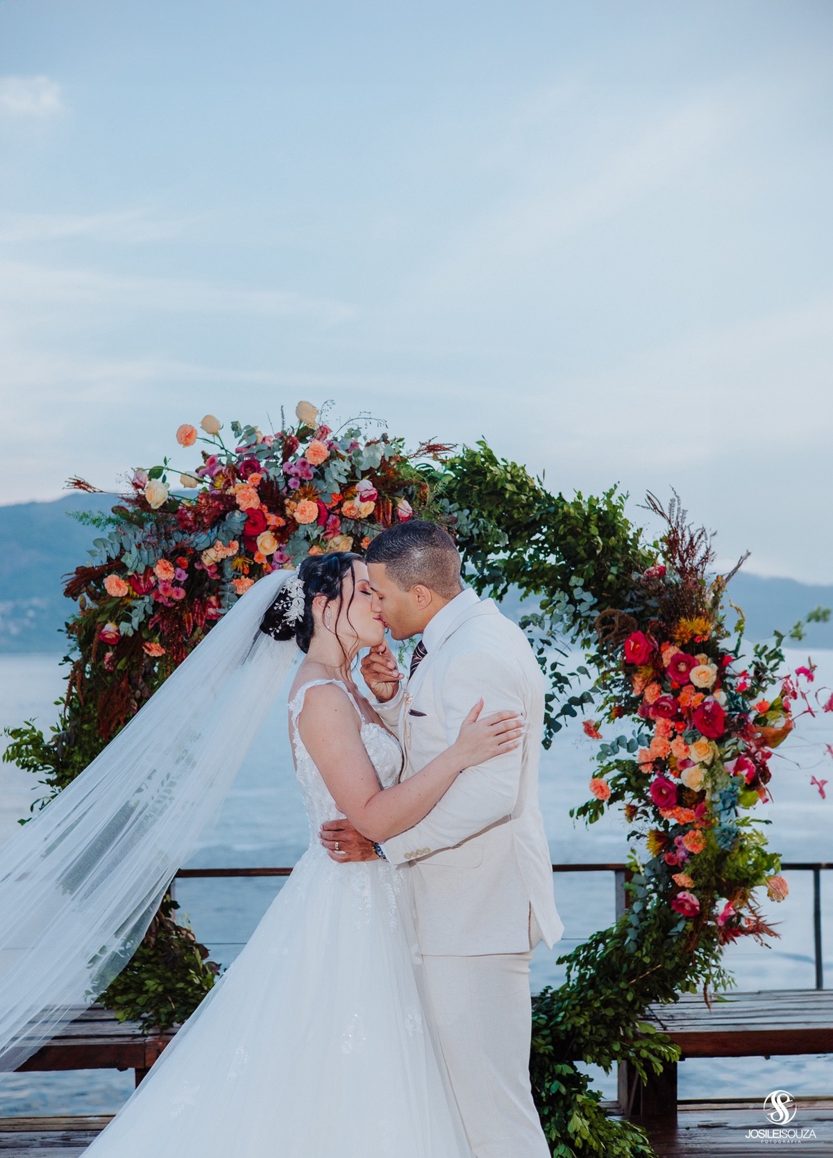 Fotógrafo de Casamento de dia no Villa H em niterói - RJ