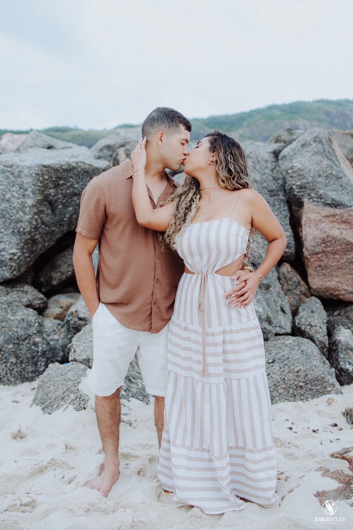Ensaio de casal na praia de itaipu