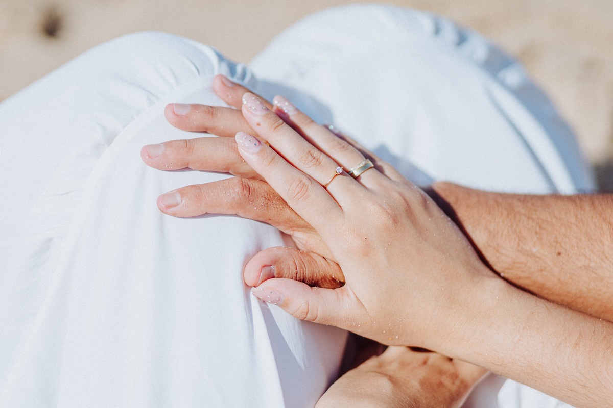 Ensaio de Pré Casamento na Praia de itacoatiara RJ