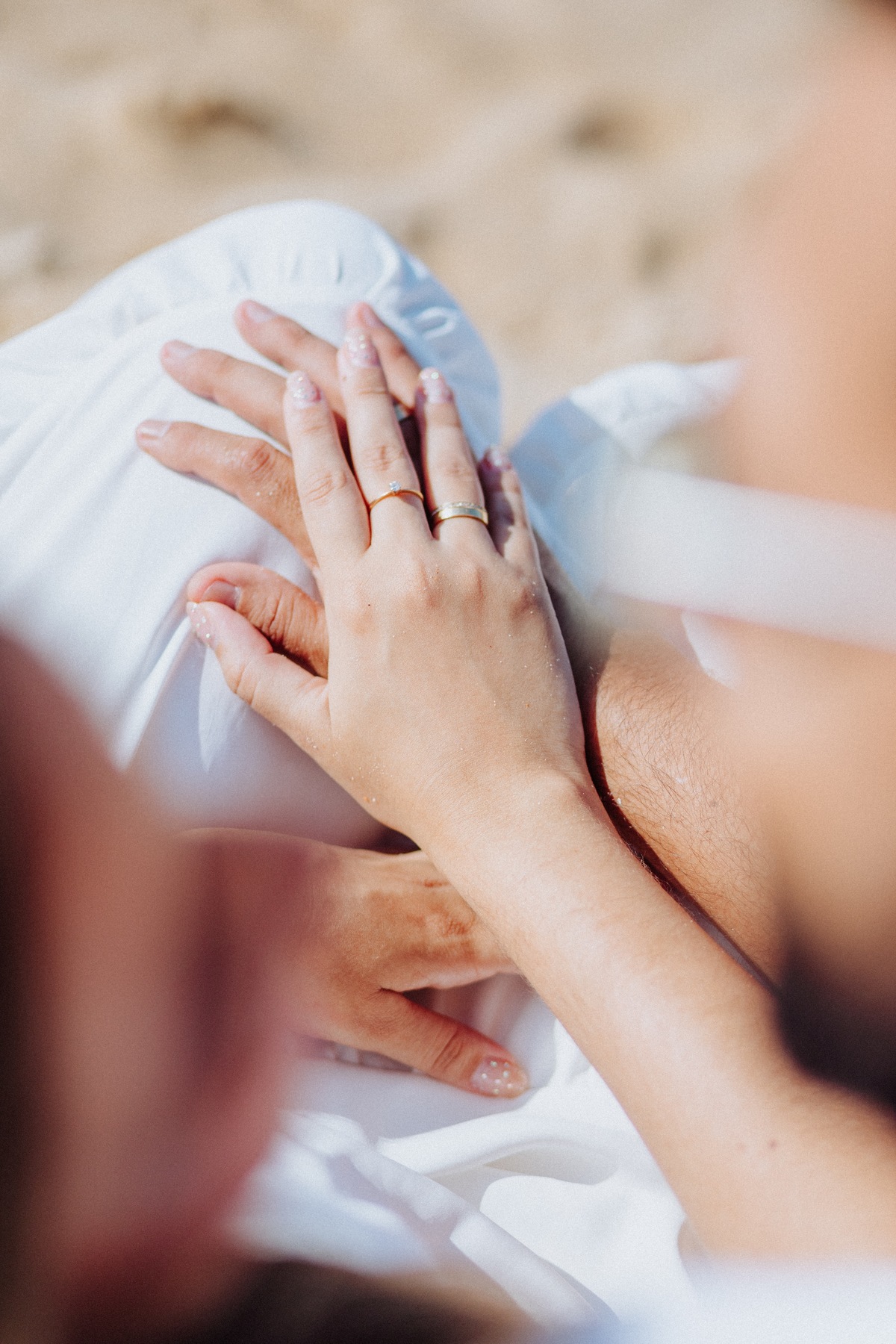 Ensaio de Pré Casamento na Praia de itacoatiara RJ