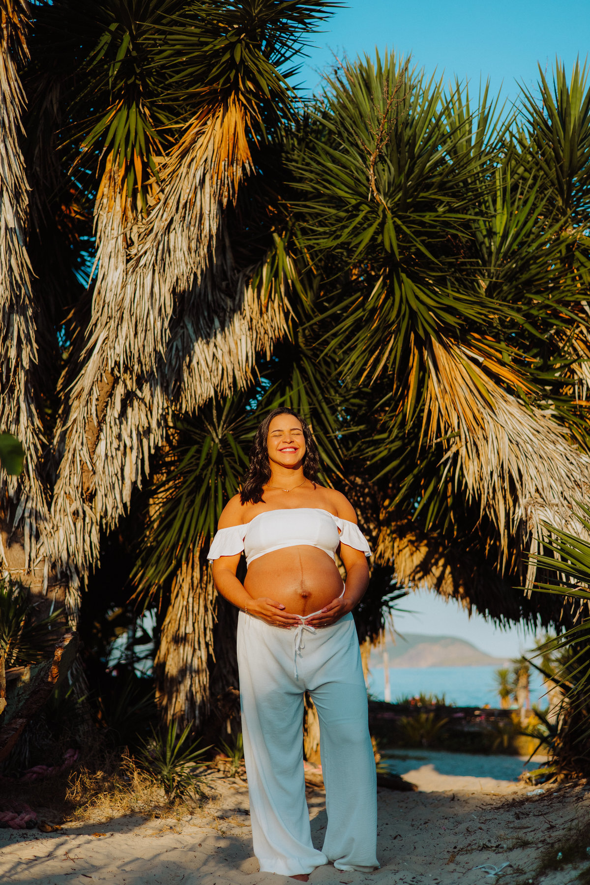 Ensaio de Gestante na praia de Camboinhas em Niterói