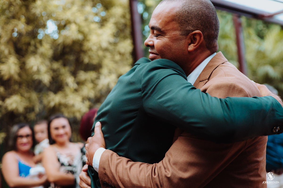 Casamento de dia em Rio Bonito NO ESPAÇO CECCARELLI