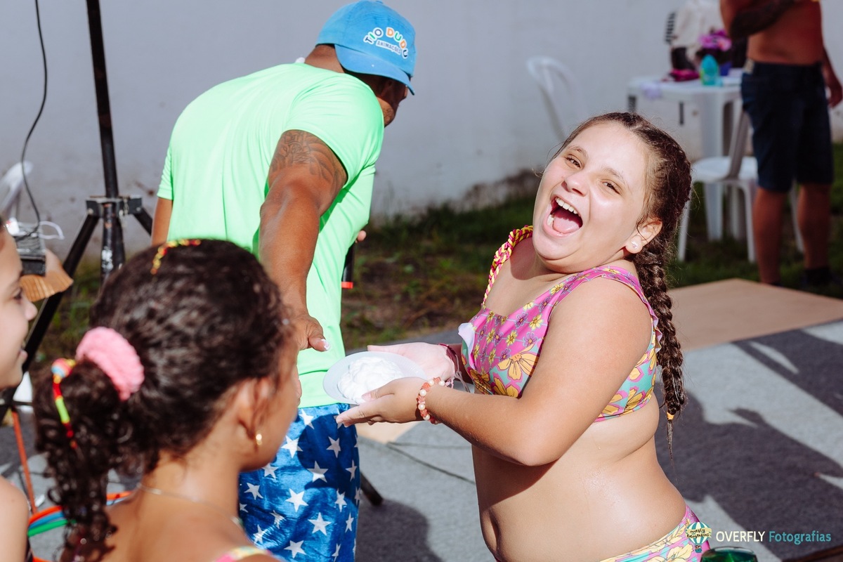 Fotógrafo Profissional para Aniversário em festa na piscina