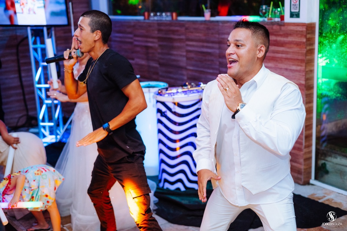 Tambores e pistola de fumaça para casamentos em São gonçalo, niterói e maricá -RJ