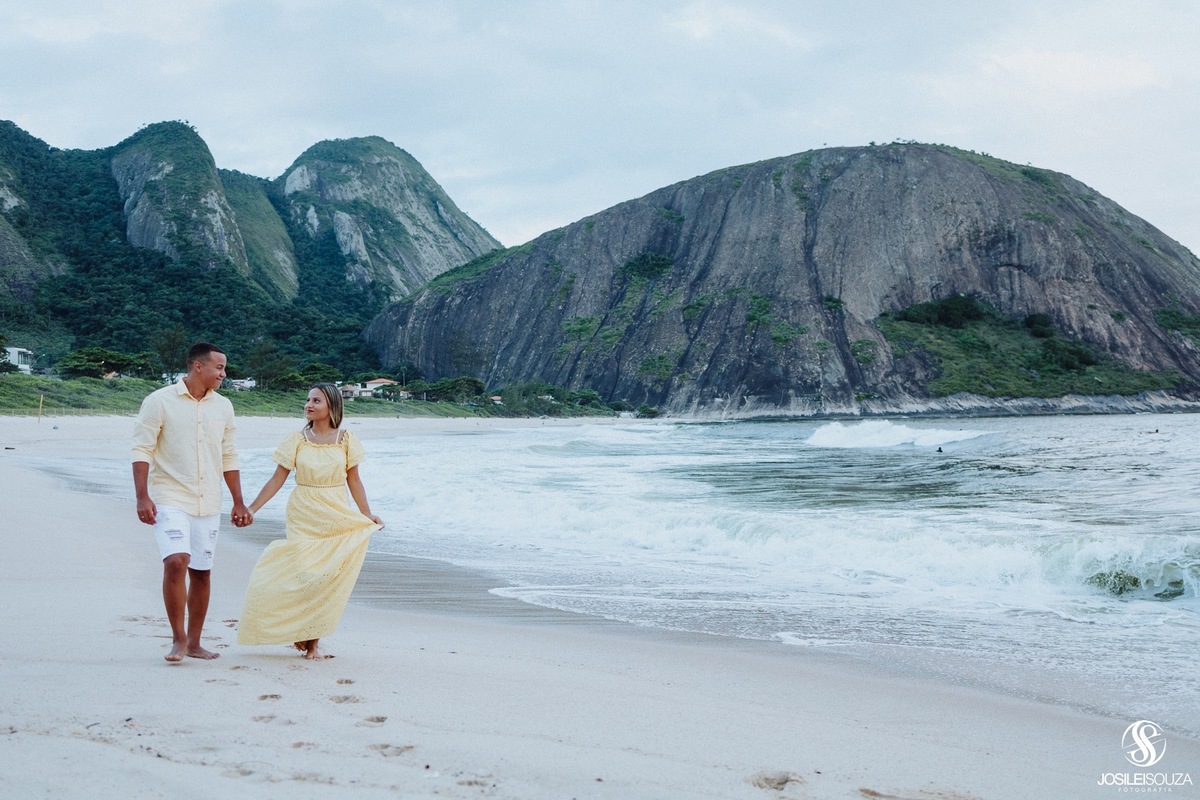 Ensaio fotográfico na praia de itacoatiara em niterói