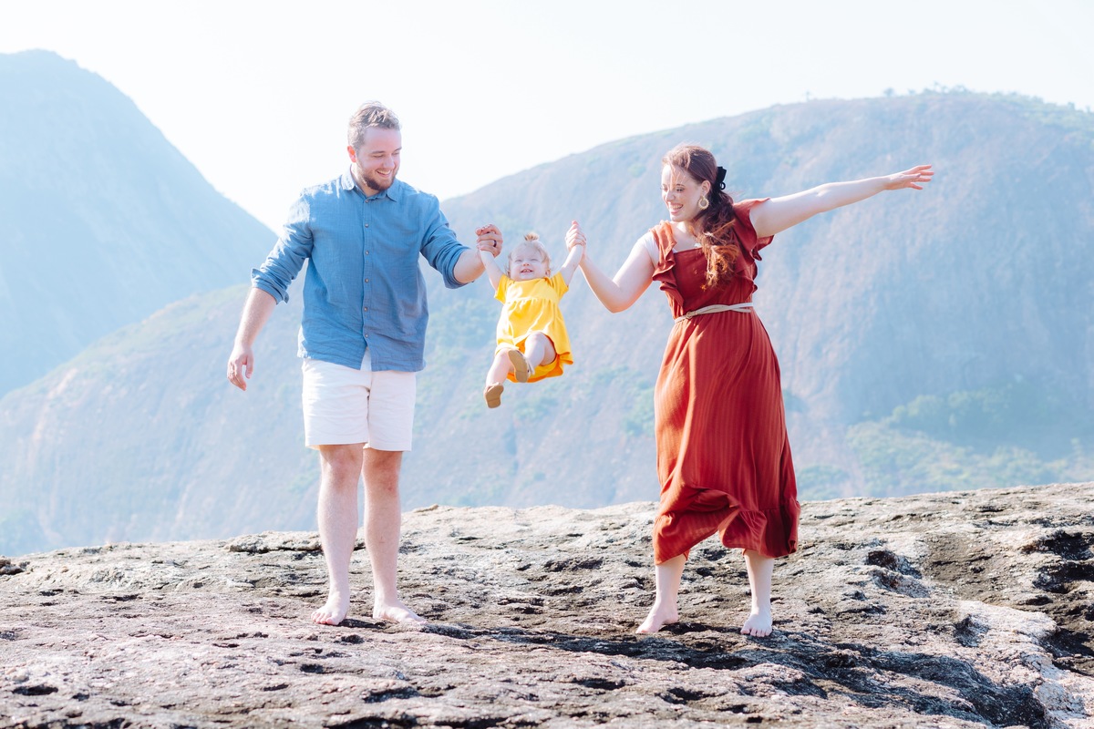 Ensaio Família na praia de Itacoatiara