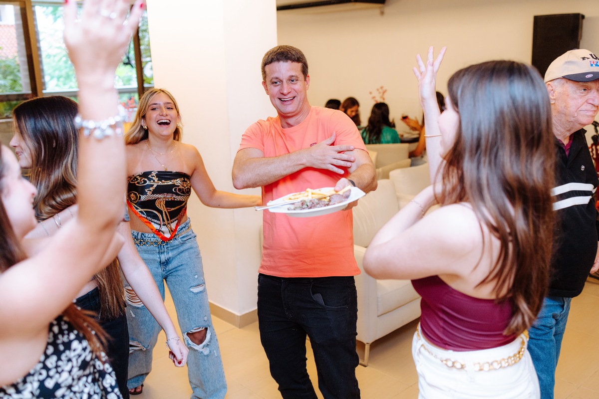 Fotografia de Aniversário de 18 anos em icaraí - Niterói - RJ