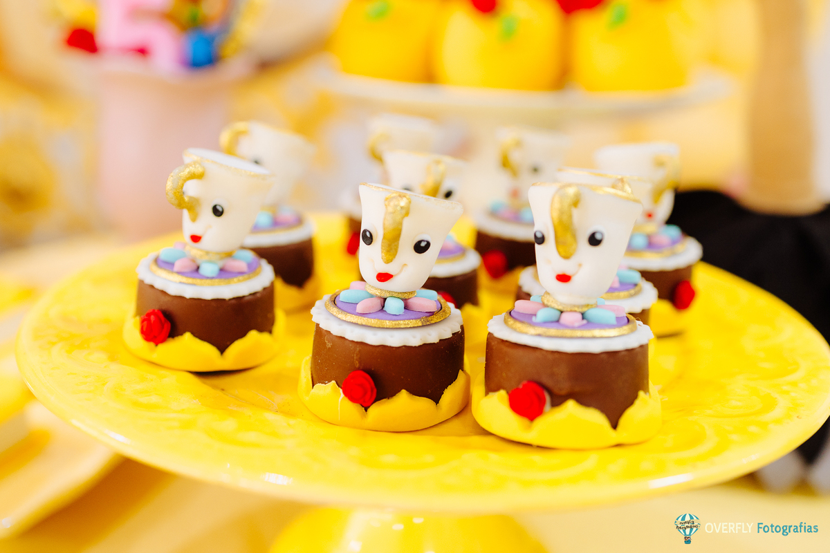 Aniversário da Bela e a Fera