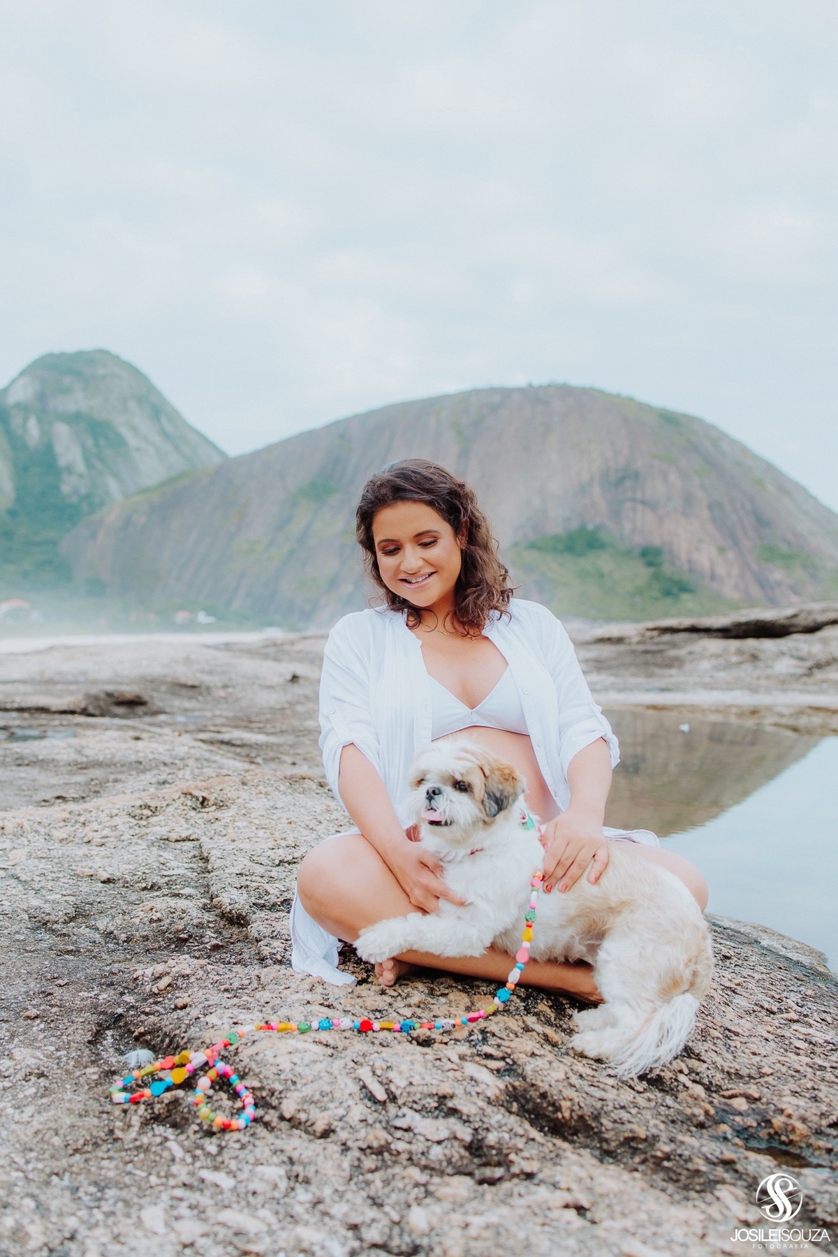 Ensaio de Gestante na Praia de São Francisco em Niterói