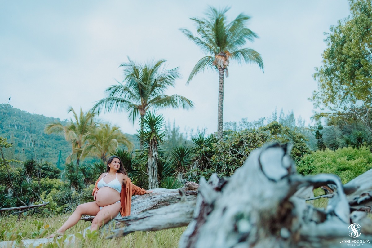 Ensaio de Gestante na Praia de Piratininga em Niterói