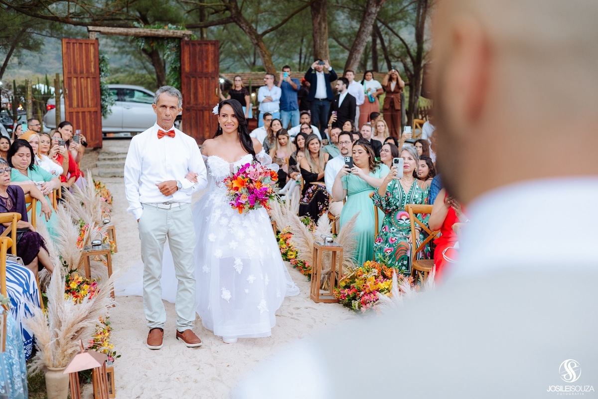 Casamento no fim de tarde na Praia da Barra da Tijuca RJ