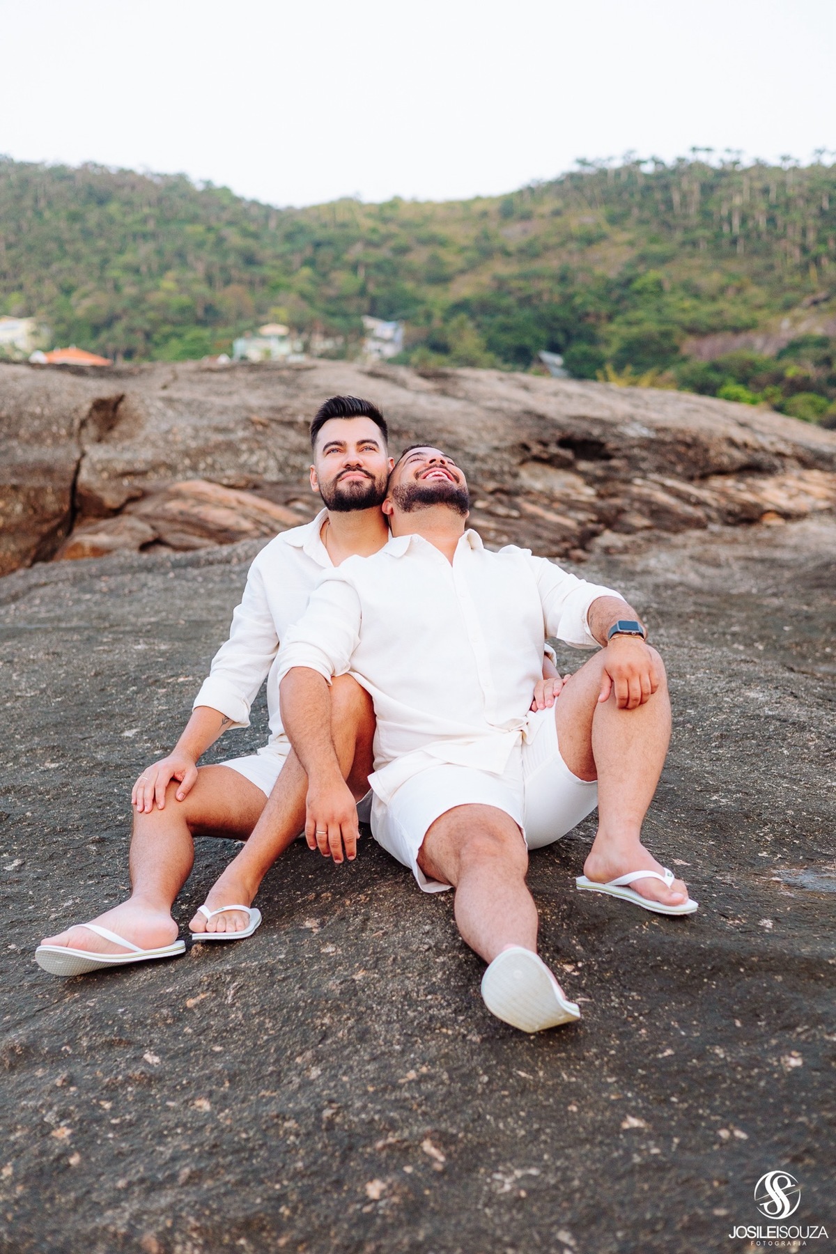 Ensaio de casal no nascer do sol no RJ