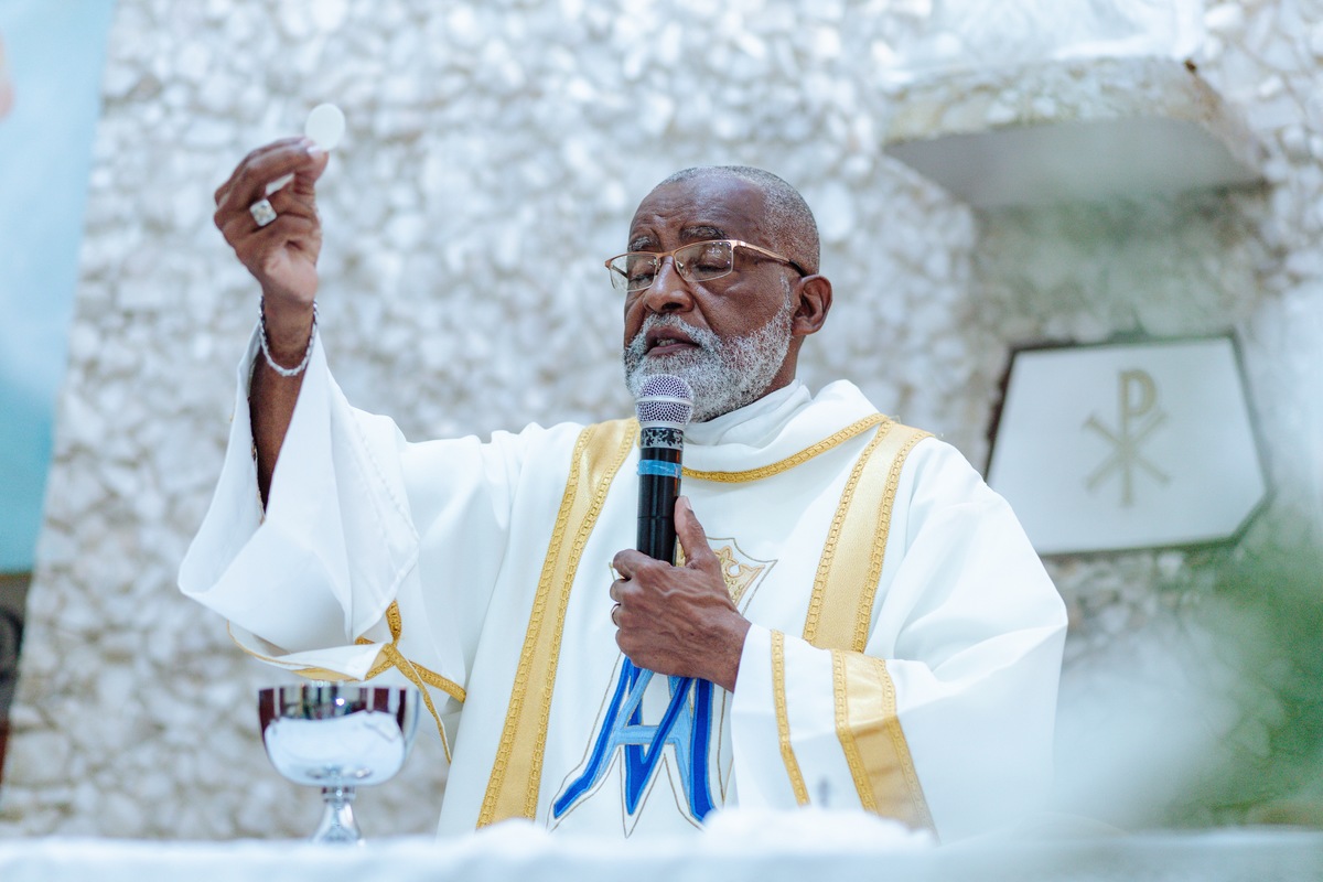 Casamento em igreja Católica em são gonçalo 