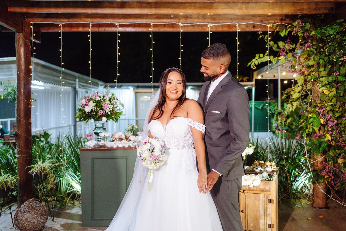 Casamento no salão de festas pérgola imperial