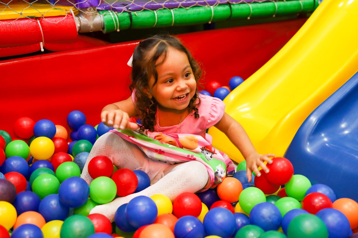 Fotografia de Aniversário Infantil no Soluções Festas no Boaçú São Gonçalo - RJ
