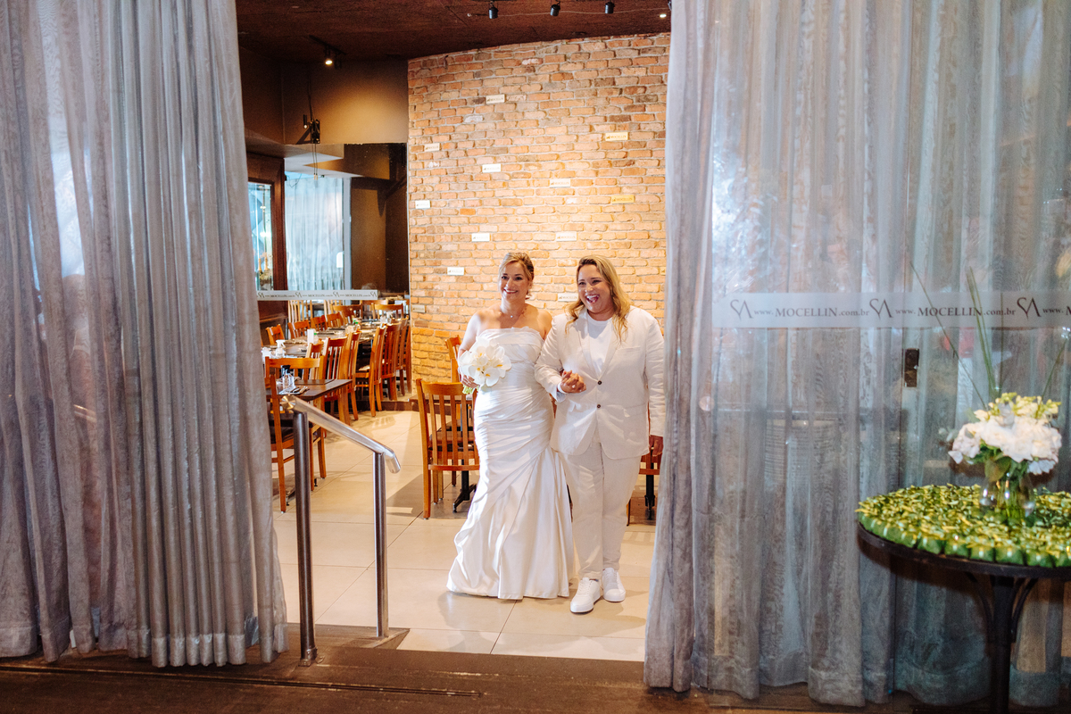 Casamento em restaurante NA PRAIA em Niterói -RJ
