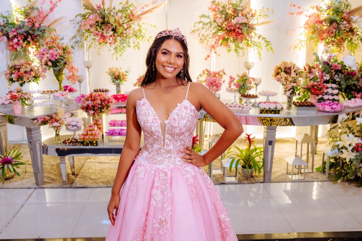 fotos de debutante Casa Vip Itaboraí