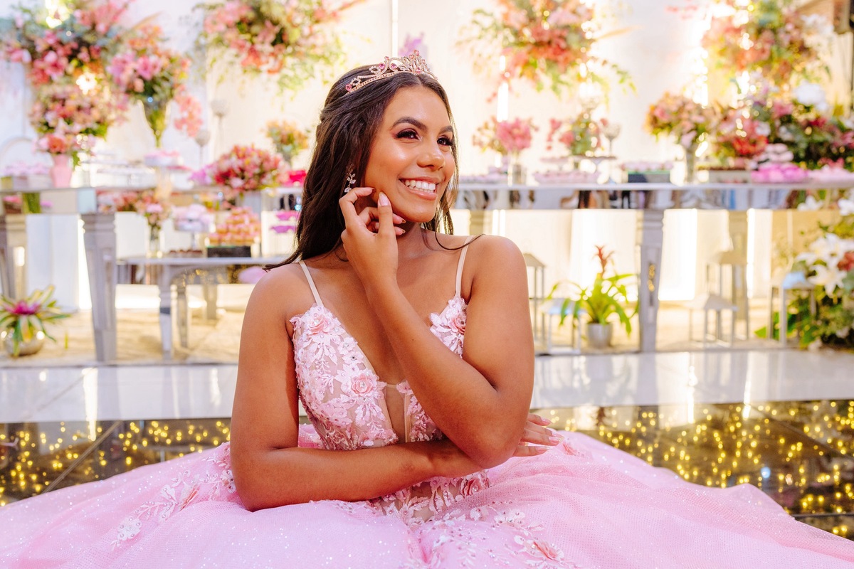 fotos de debutante Casa Vip Itaboraí