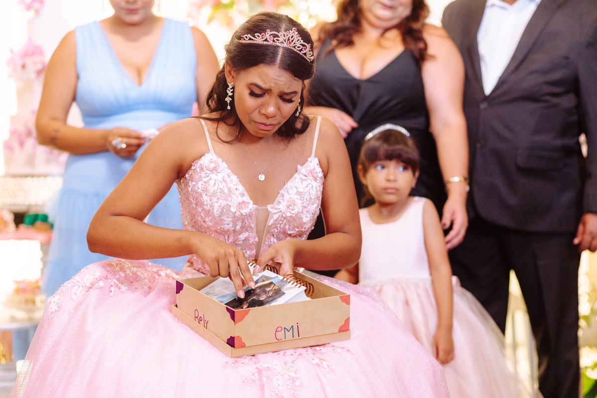 fotos emocionantes de aniversário de 15 anos