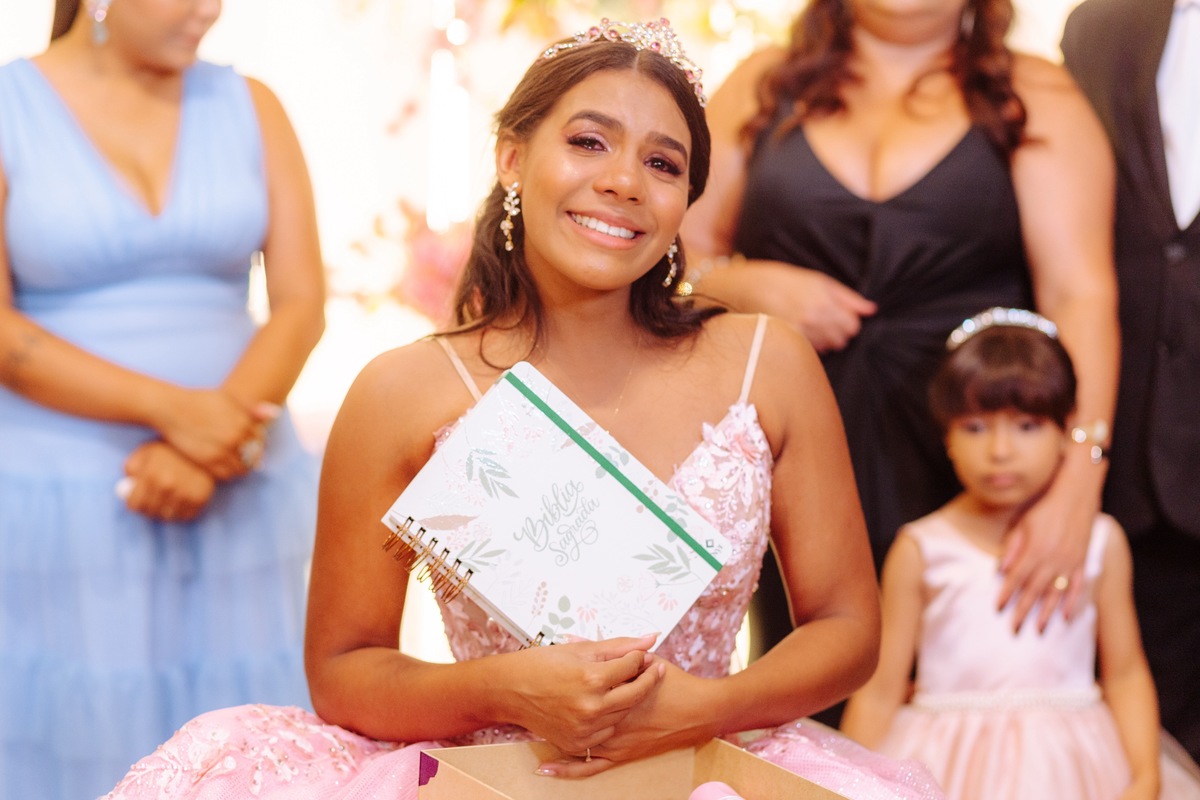 fotos emocionantes de aniversário de 15 anos